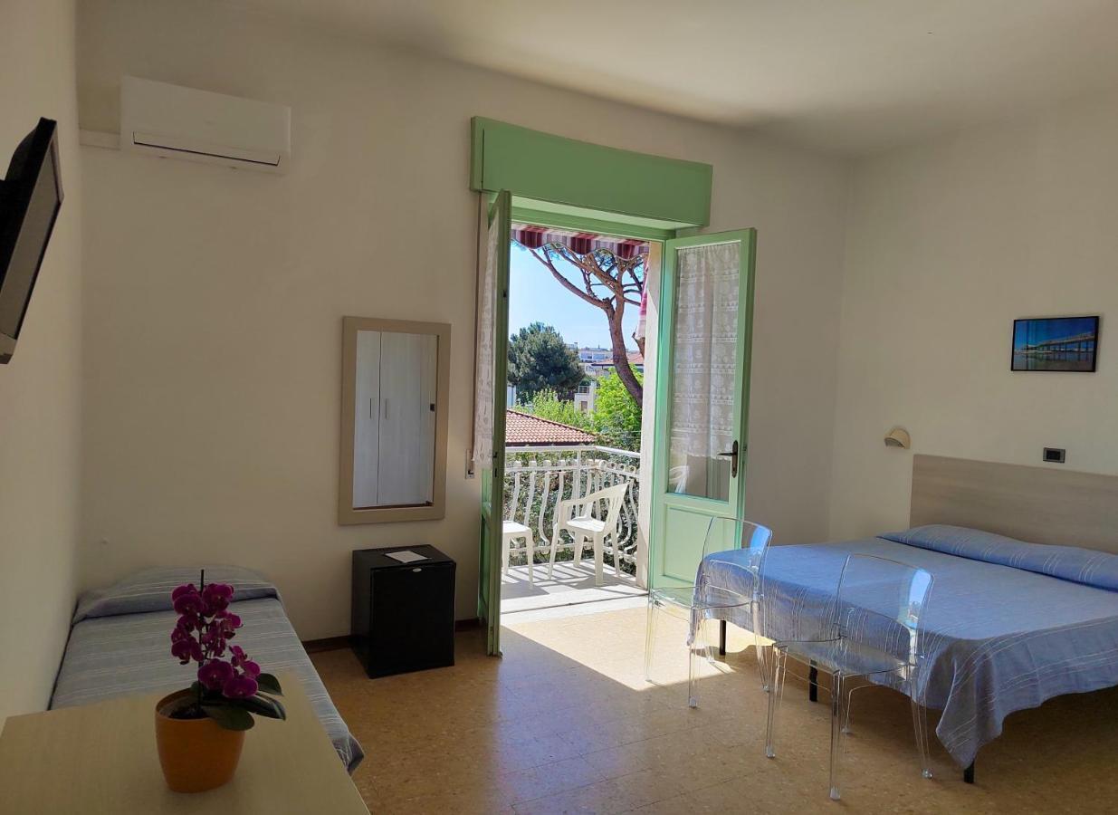 Hotel Puccinelli Lido di Camaiore Zewnętrze zdjęcie